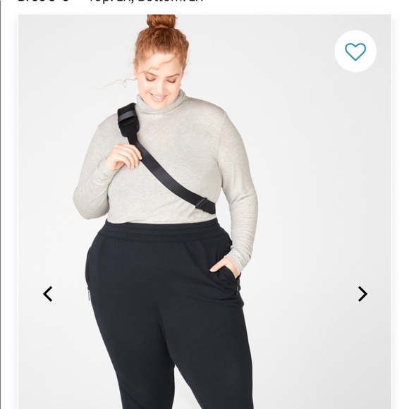 Fabletics jogger Set - Picture 3 of 8